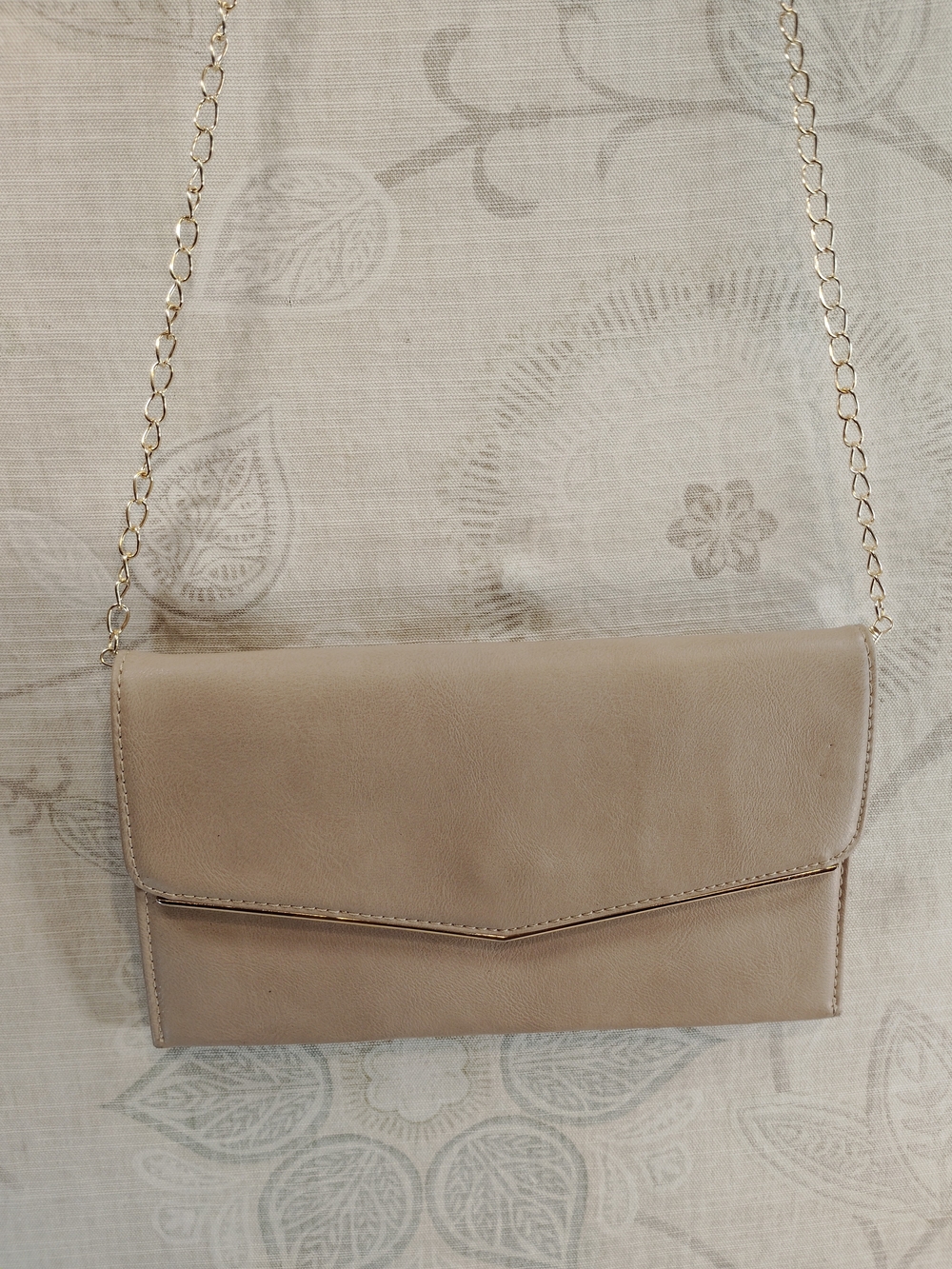 Miztique Tan Crossbody Clutch with Gold-tone Chain